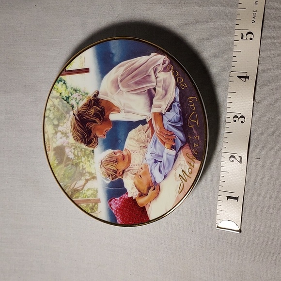 Vintage 2000 Avon Mother's Day Plate - Picture 4 of 4
